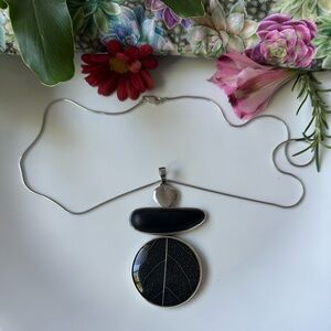 Silpada sterling Silver 925 and Black ebony wood soursop Leaf Pendant Necklace